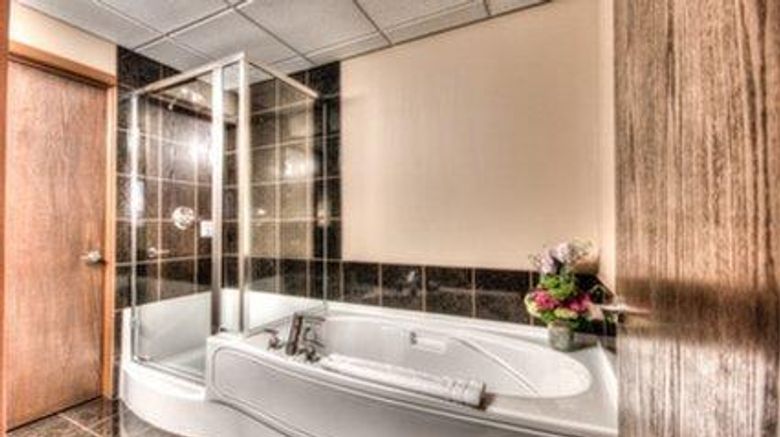 <b>Grand Inn & Residence Room</b>. Images powered by <a href="https://iceportal.shijigroup.com/" title="IcePortal" target="_blank">IcePortal</a>.