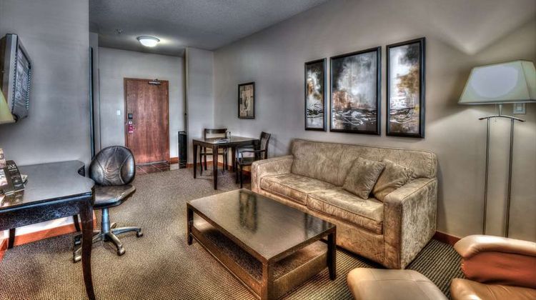 Podollan Inn & Spa Grande Prairie Suite