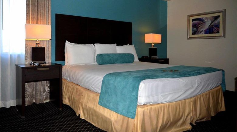 <b>Alexis Park All-Suite Resort Room</b>. Images powered by <a href="https://iceportal.shijigroup.com/" title="IcePortal" target="_blank">IcePortal</a>.