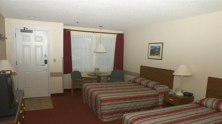 Carson Valley Inn Room