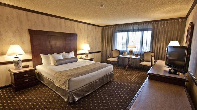 Carson Valley Inn Room