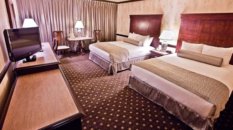 Carson Valley Inn Room