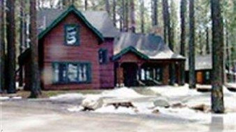 <b>Zephyr Cove Resort Exterior</b>. Images powered by <a href="https://iceportal.shijigroup.com/" title="IcePortal" target="_blank">IcePortal</a>.