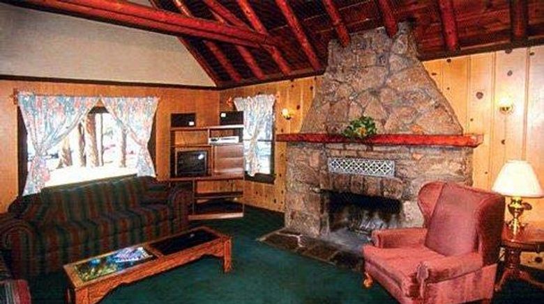 <b>Zephyr Cove Resort Room</b>. Images powered by <a href="https://iceportal.shijigroup.com/" title="IcePortal" target="_blank">IcePortal</a>.