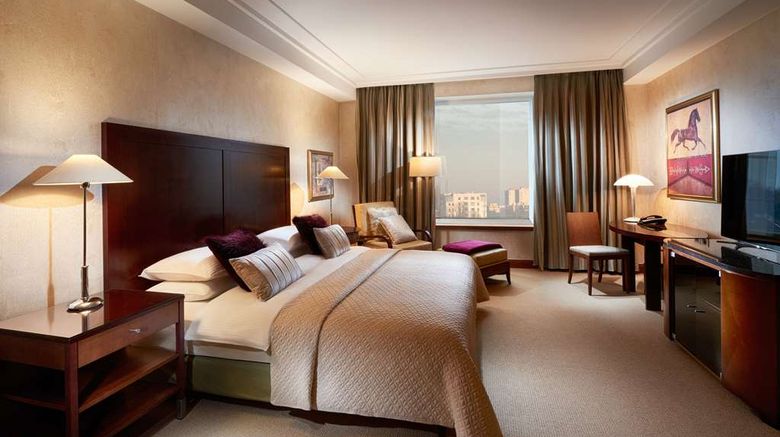 <b>Regent Warsaw Hotel Suite</b>. Images powered by <a href="https://iceportal.shijigroup.com/" title="IcePortal" target="_blank">IcePortal</a>.