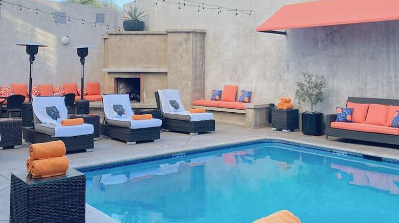 <b>Hotel Angeleno Pool</b>. Images powered by <a href="https://iceportal.shijigroup.com/" title="IcePortal" target="_blank">IcePortal</a>.
