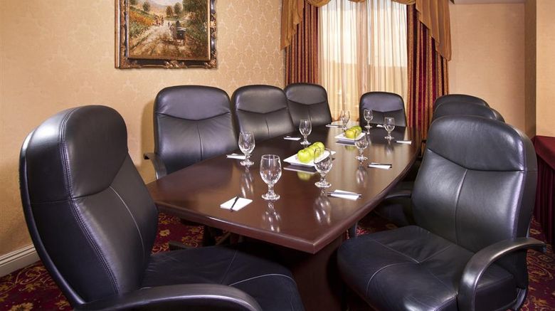 <b>Ayres Hotel Manhattan Beach/LAX Meeting</b>. Images powered by <a href="https://iceportal.shijigroup.com/" title="IcePortal" target="_blank">IcePortal</a>.