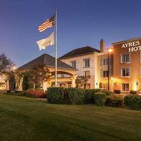 Ayres Hotel Seal Beach