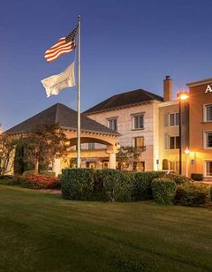 Ayres Hotel Seal Beach