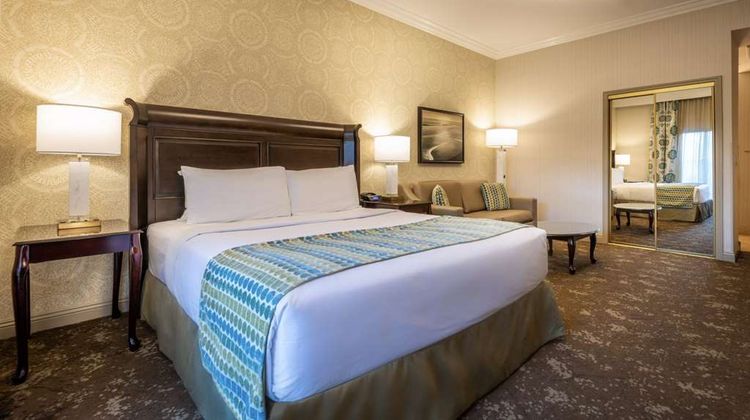 Ayres Hotel Seal Beach Room