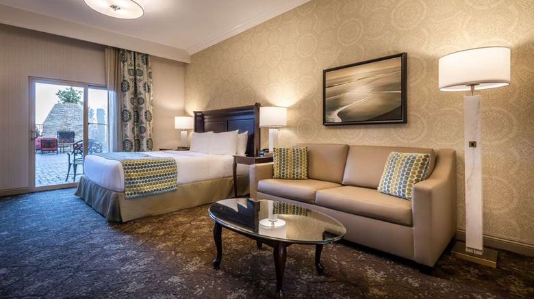 <b>Ayres Hotel Seal Beach Room</b>. Images powered by <a href="https://iceportal.shijigroup.com/" title="IcePortal" target="_blank">IcePortal</a>.