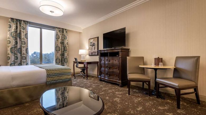 <b>Ayres Hotel Seal Beach Room</b>. Images powered by <a href="https://iceportal.shijigroup.com/" title="IcePortal" target="_blank">IcePortal</a>.