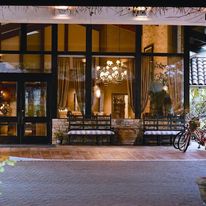 Westlake Village Inn