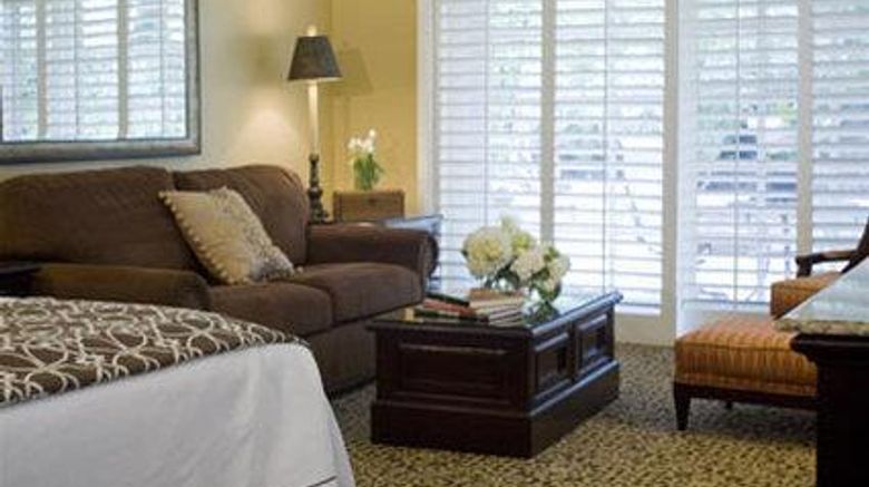 <b>Westlake Village Inn Room</b>. Images powered by <a href="https://iceportal.shijigroup.com/" title="IcePortal" target="_blank">IcePortal</a>.