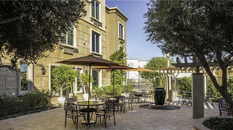Ayres Hotel Chino Hills Exterior
