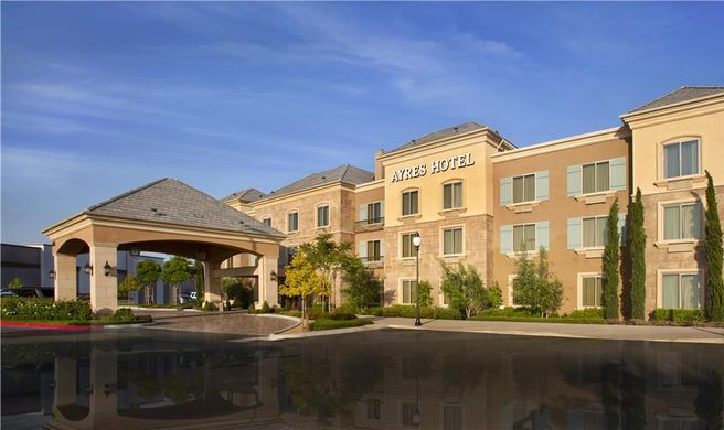 Ayres Hotel Chino Hills Exterior