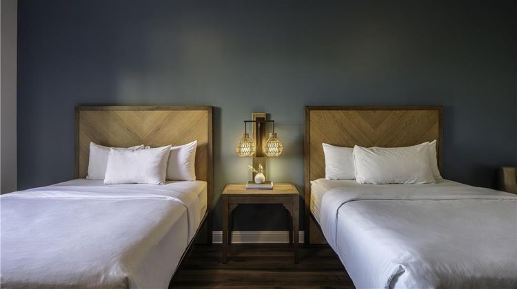 Ayres Hotel Chino Hills Room