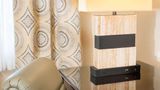 Ayres Suites Ontario Mills Mall Room