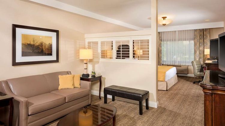 Ayres Suites Ontario Mills Mall Suite