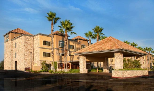 Ayres Suites Diamond Bar Exterior