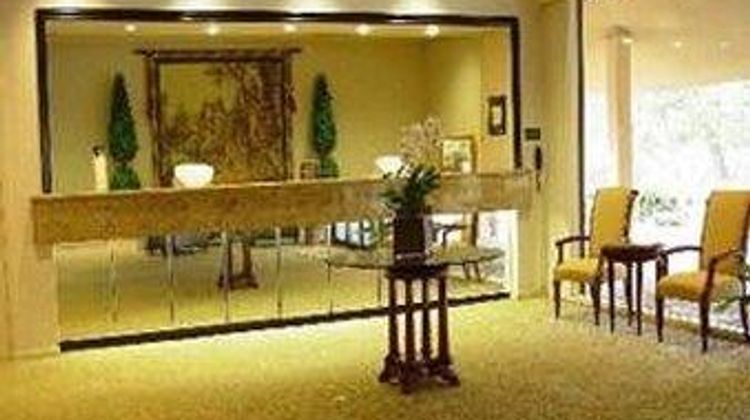 Kellogg West Hotel & Conf Ctr Lobby