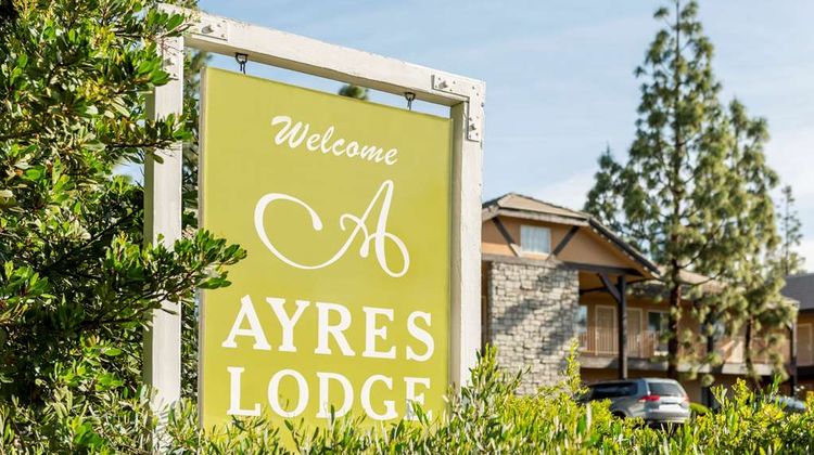 Ayres Lodge Alpine Exterior