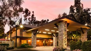 Ayres Lodge Alpine