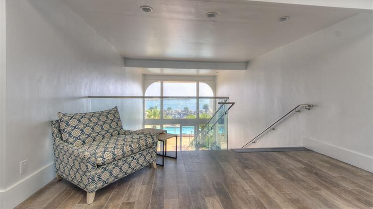 Oceanside Marina Suites Lobby