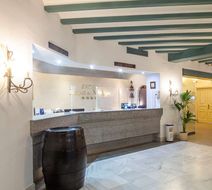 Hotel Duque de Najera Lobby