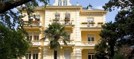 Westend Hotel Exterior