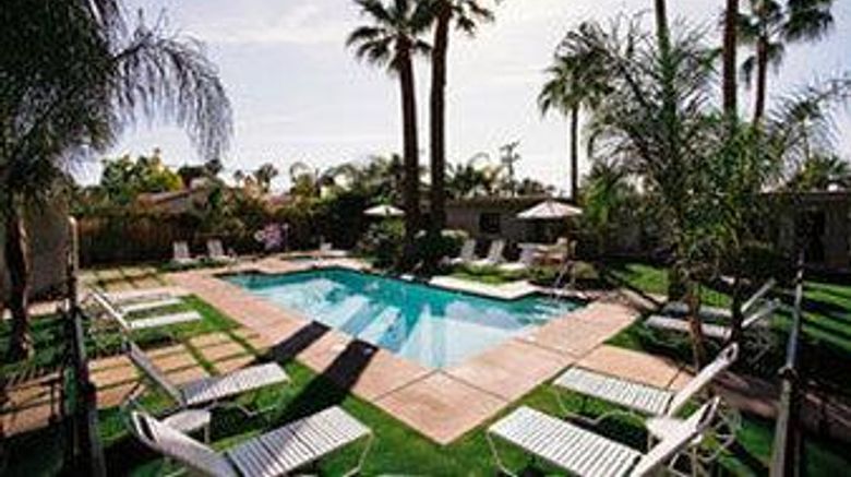 <b>7 Springs Inn & Suites Pool</b>. Images powered by <a href="https://iceportal.shijigroup.com/" title="IcePortal" target="_blank">IcePortal</a>.