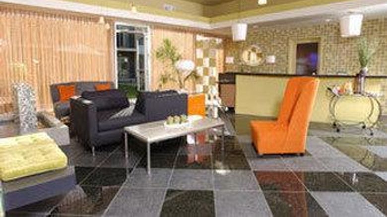 <b>7 Springs Inn & Suites Lobby</b>. Images powered by <a href="https://iceportal.shijigroup.com/" title="IcePortal" target="_blank">IcePortal</a>.