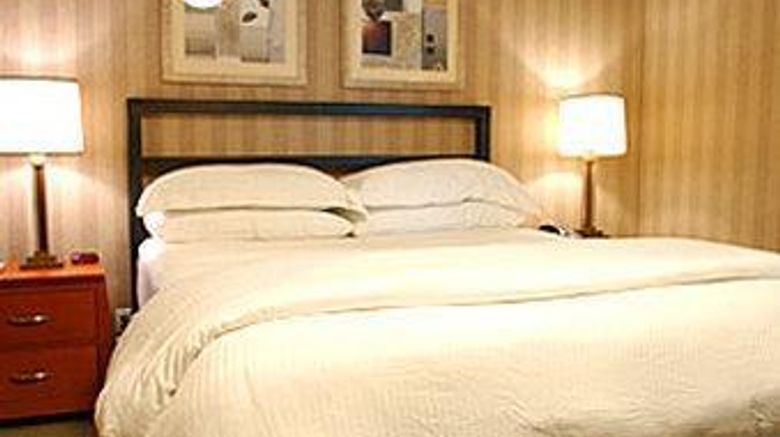 <b>7 Springs Inn & Suites Room</b>. Images powered by <a href="https://iceportal.shijigroup.com/" title="IcePortal" target="_blank">IcePortal</a>.
