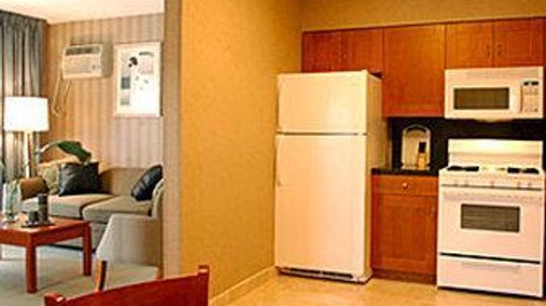 <b>7 Springs Inn & Suites Room</b>. Images powered by <a href="https://iceportal.shijigroup.com/" title="IcePortal" target="_blank">IcePortal</a>.