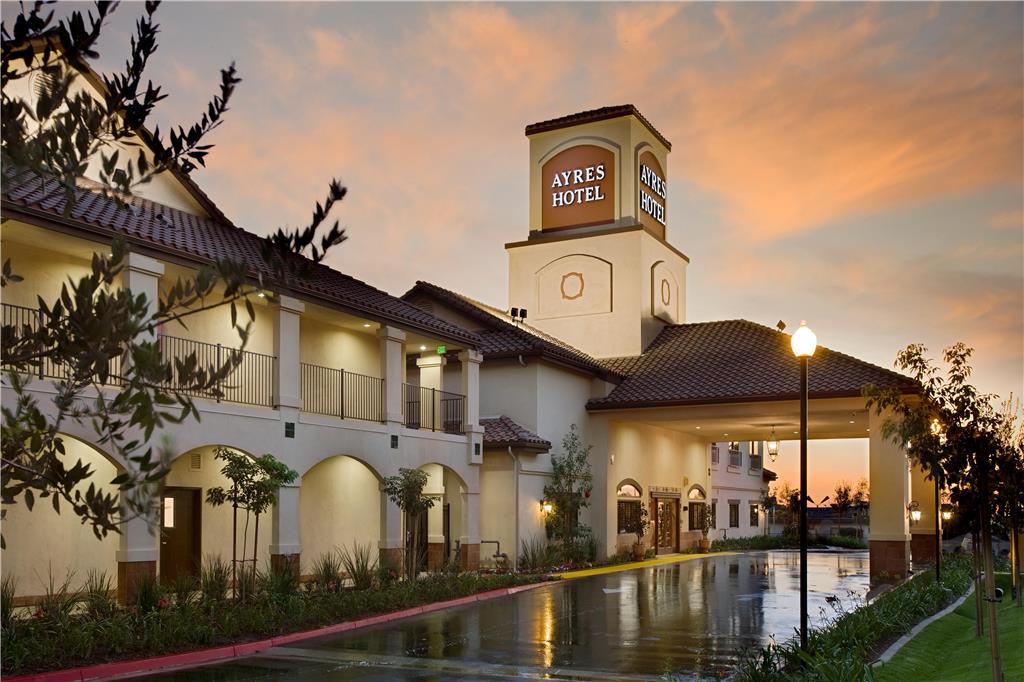 【稀少】Fine Hotels,Resorts & Spas Directory BEST WESTERN SEA WORLD/LACKLAND AFB NW HOTEL & SUITES