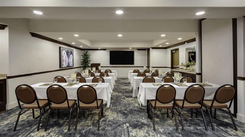 <b>Ayres Hotel Redlands Meeting</b>. Images powered by <a href="https://iceportal.shijigroup.com/" title="IcePortal" target="_blank">IcePortal</a>.