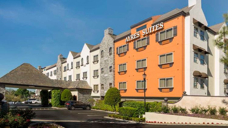 Ayres Hotel & Suites Costa Mesa/Newport Exterior