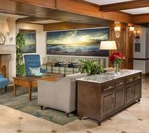 Ayres Hotel Laguna Woods Lobby