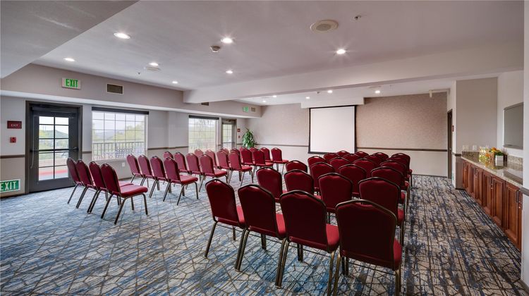 Ayres Suites Mission Viejo Meeting