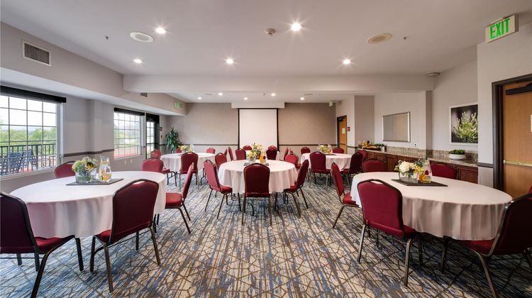 Ayres Suites Mission Viejo Meeting