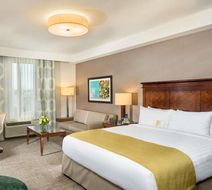 Ayres Hotel Anaheim Room