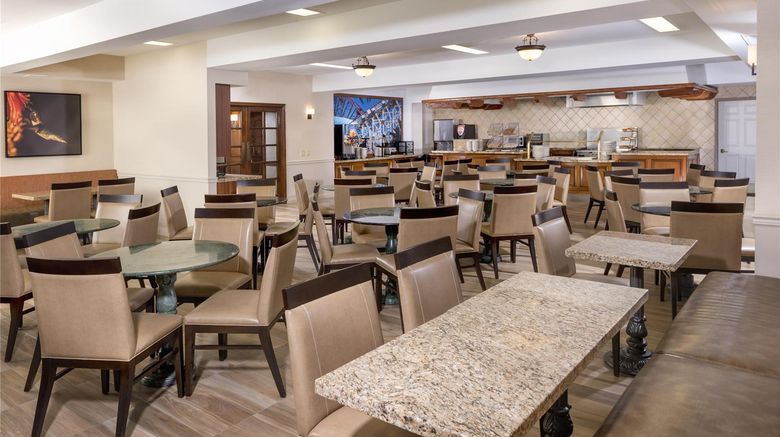 <b>Ayres Hotel Anaheim Restaurant</b>. Images powered by <a href="https://iceportal.shijigroup.com/" title="IcePortal" target="_blank">IcePortal</a>.