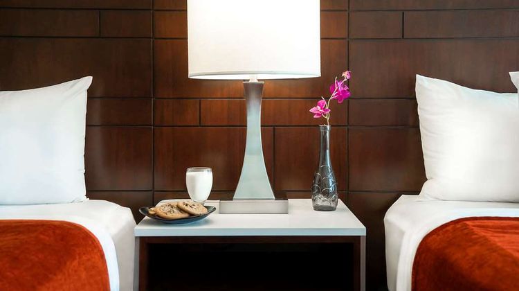 ALO Hotel by Ayres Room