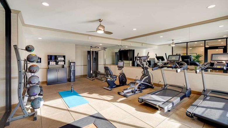 <b>Ayres Inn Corona East/West Riverside Health</b>. Images powered by <a href="https://iceportal.shijigroup.com/" title="IcePortal" target="_blank">IcePortal</a>.