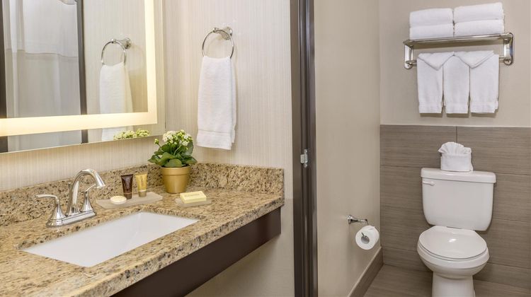 Ayres Suites Yorba Linda Room