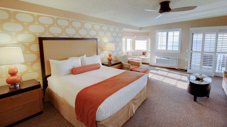 <b>The SeaCrest OceanFront Hotel Room</b>. Images powered by <a href="https://iceportal.shijigroup.com/" title="IcePortal" target="_blank">IcePortal</a>.