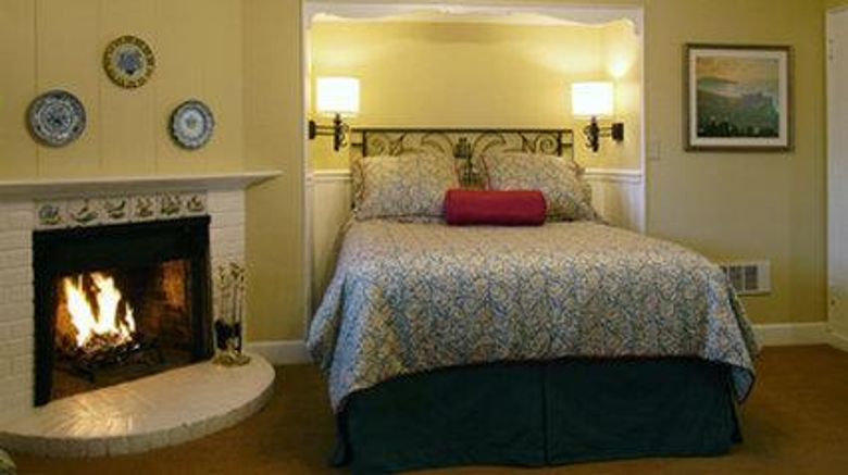 <b>Normandy Inn Room</b>. Images powered by <a href="https://iceportal.shijigroup.com/" title="IcePortal" target="_blank">IcePortal</a>.
