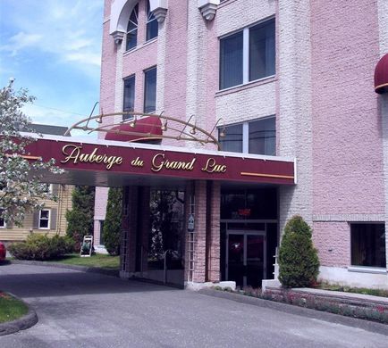 Auberge Du Grand Lac Exterior