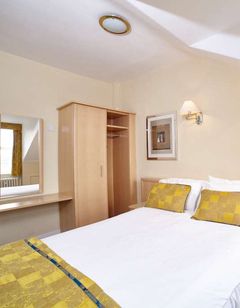 Station Hotel