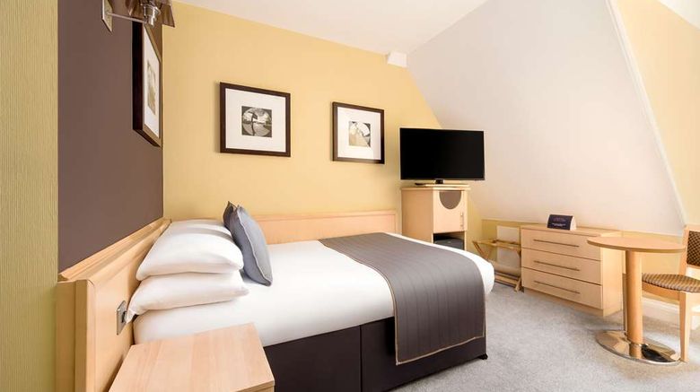 <b>Royal Station Hotel Room</b>. Images powered by <a href="https://iceportal.shijigroup.com/" title="IcePortal" target="_blank">IcePortal</a>.